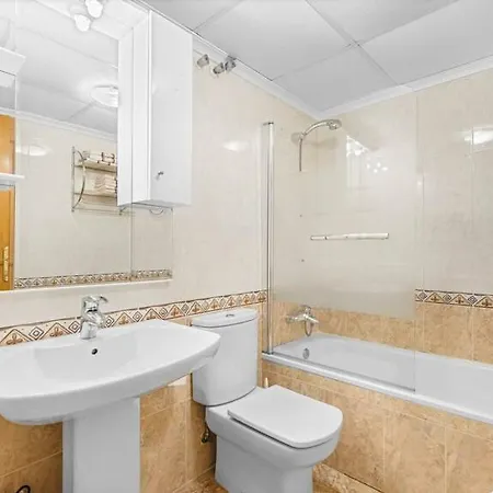 Yovalu Con Balcon,yovalu1sin Balcon, Yovalutres Con Piscina Apartment Torrevieja