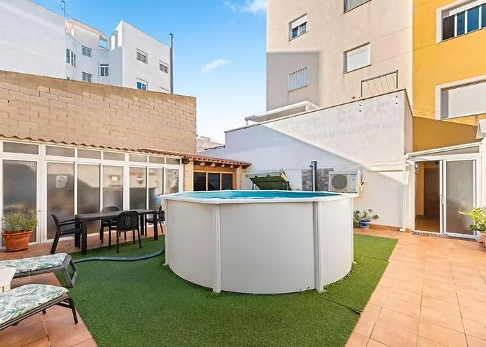 Yovalu 1 Yovalu Con Balcon Yovalutres Con Piscina, Calle Parodi Apartamento *
